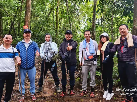 Hành trình băng rừng, leo núi tìm về thủ phủ sâm Ngọc Linh