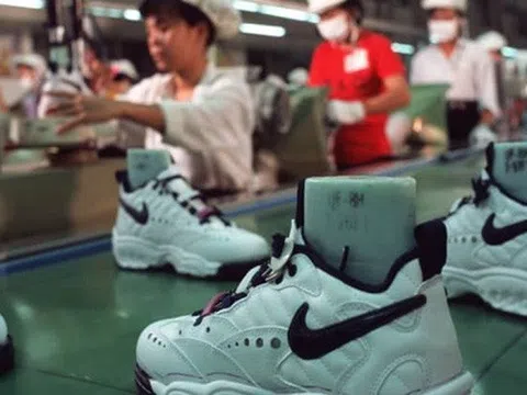 Vì sao Việt Nam vượt Trung Quốc trở thành 'công xưởng' sản xuất giày Nike?