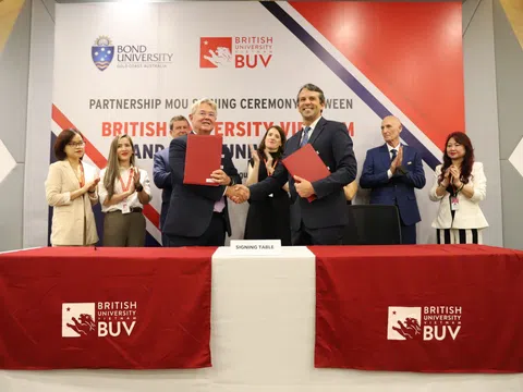 Đại Học Anh Quốc Việt Nam ký kết thoả thuận hợp tác với Đại Học Bond của Australia